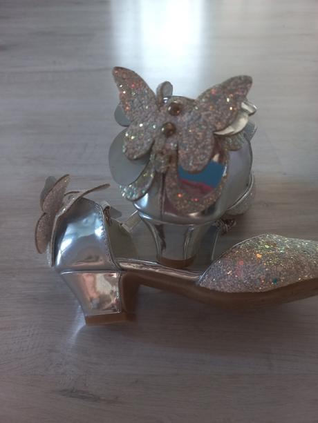 Dievčenské topánky, 29