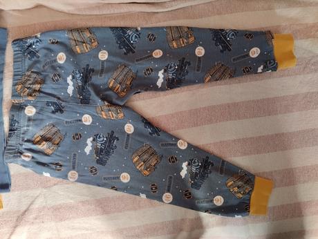 H.potter pyžamo 98/104, h&m,98