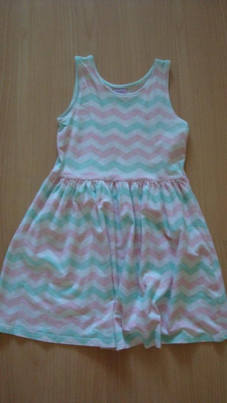 Dievcenske saty 122/128, f&f,128