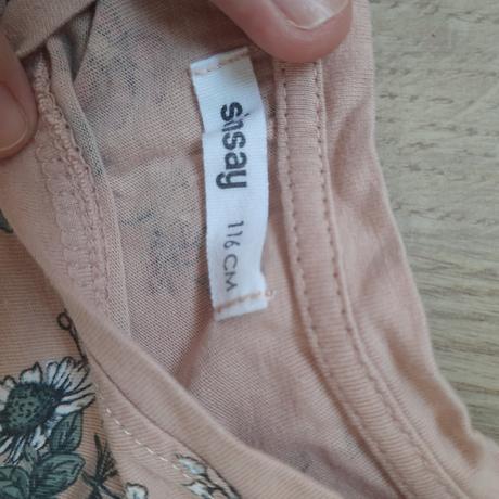 Šaty pre dievčatko rôzne,