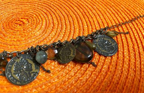 Starožitný náramok, 