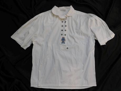 Kvalitna trechten bluzka/kroj, 42