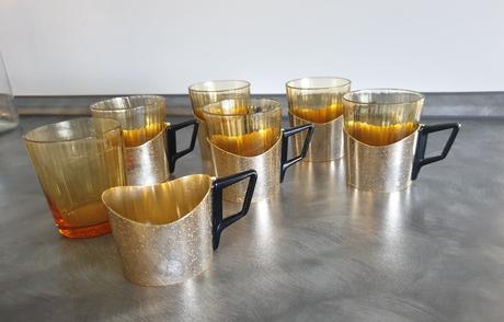 Retro sklo a keramika, 