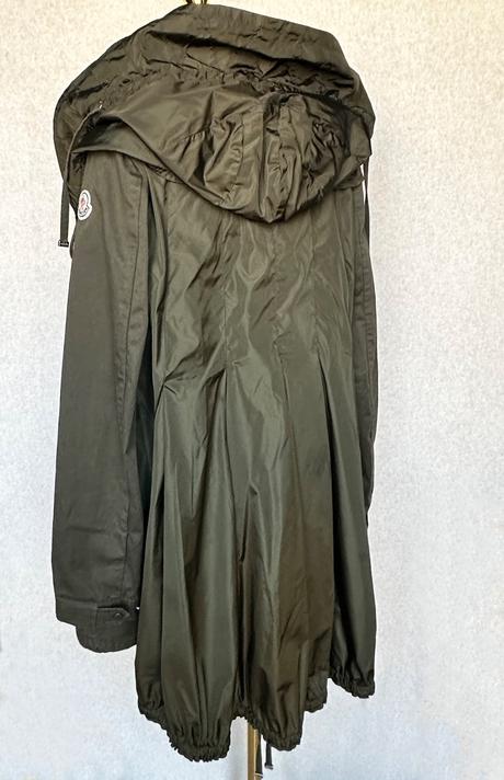 Moncler prechodná bunda, s