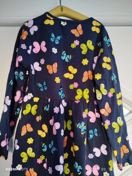 Krásne šaty, kugo,128