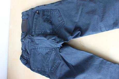 Cierne nohavice, 116