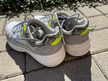 Botasky, deichmann,36