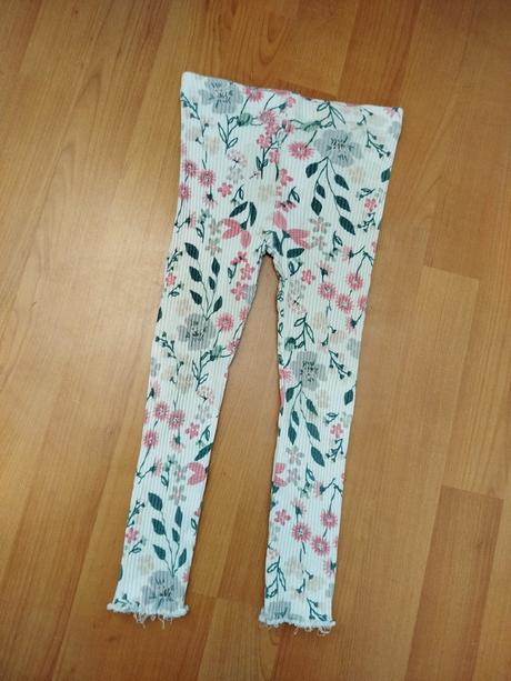 Rebrovane legíny, 104