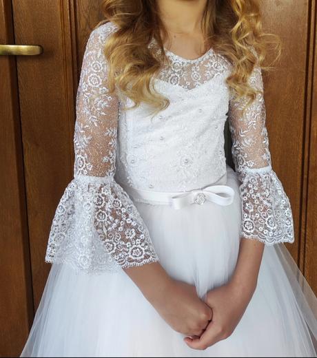 Šaty na prvé sväté prijímanie, 134