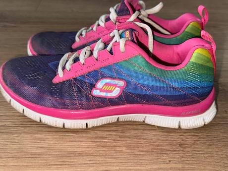 Skechers tenisky, 35