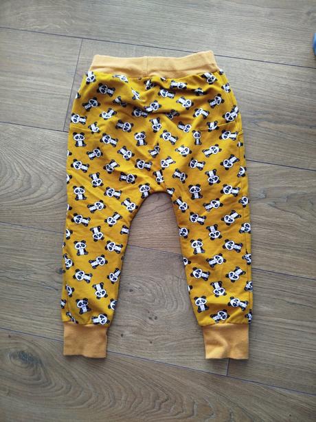 Handmade tepláky, 98