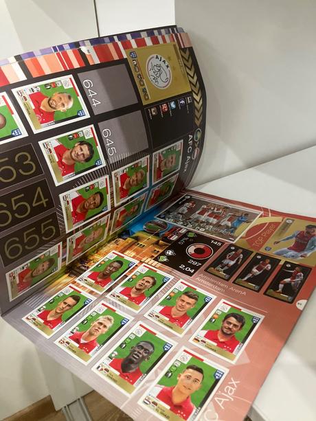 Fifa 365 2016 album a nahradne nalepky, 