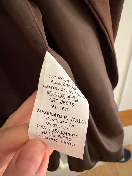 Nádherný nohavicový kostým, m