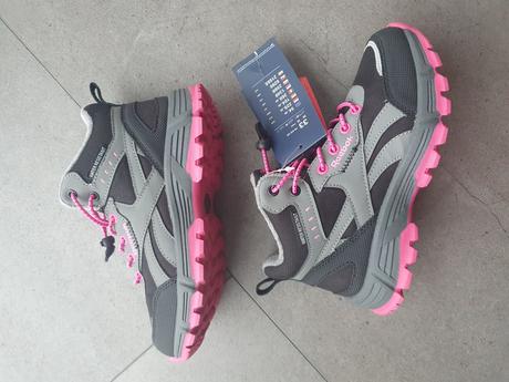 Úplne nové dievčenské turistické topánky reebok 33, reebok,33