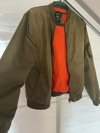 Panska bombera, bershka,m