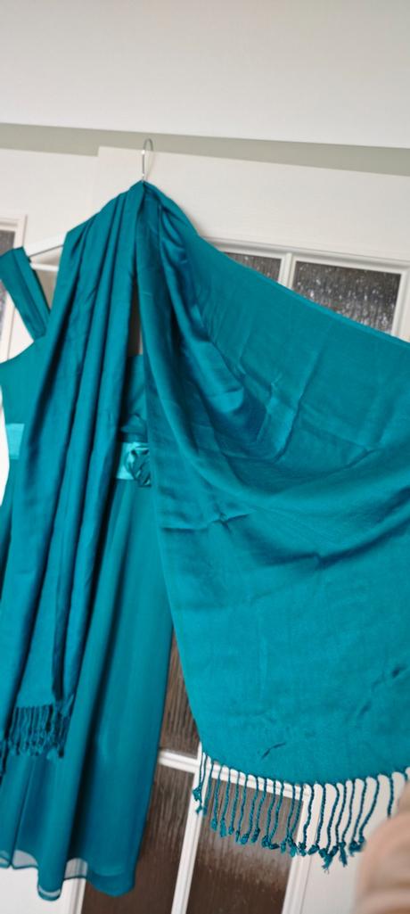 Spoločenské - koktejlové/párty šaty, 36