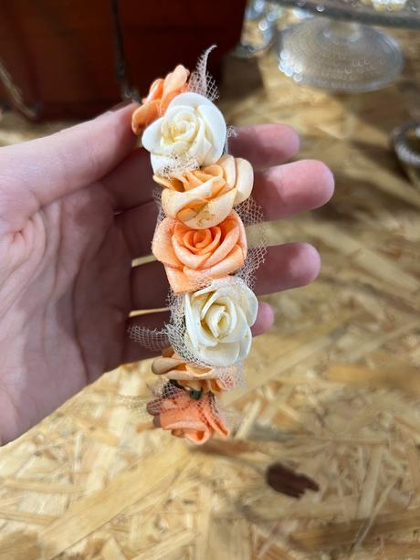 Čelenka s kvetinami, 