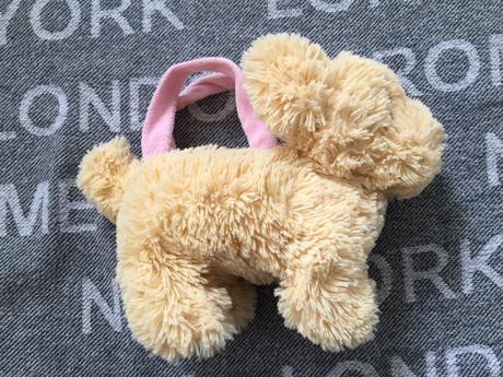 Dievcenska kabelka pes, 