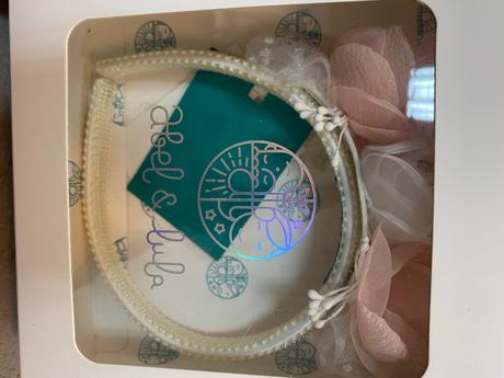 Čelenka abel a lula uni, 