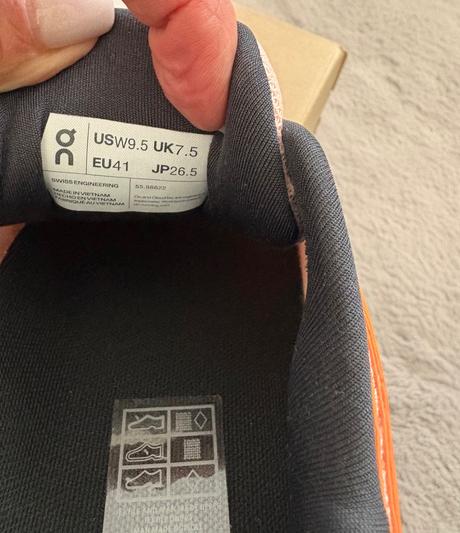 Bežecké tenisky, 41