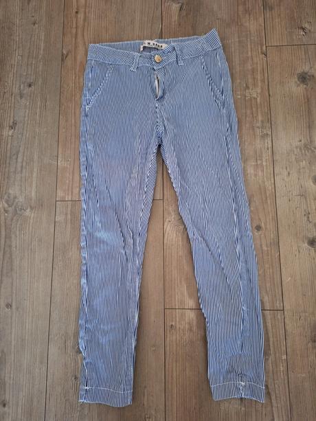 Pasikove nohavice, 28