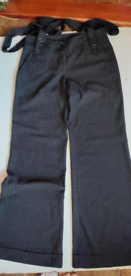 Široké nohavice s trakmi, m