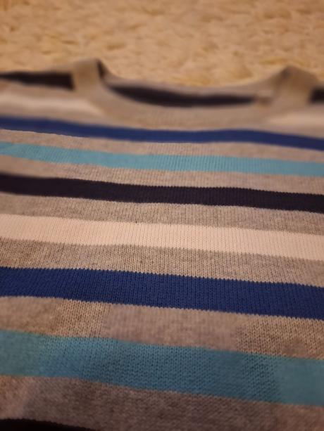 Pasikovaný sveter, c&a,110