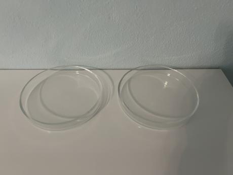 Sklenené misky -2 ks- cena spolu,