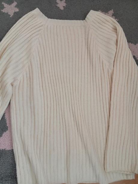 Maslovy svetrík s, s