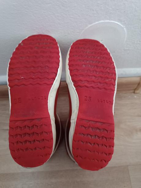 Gumáky, bergstein,28