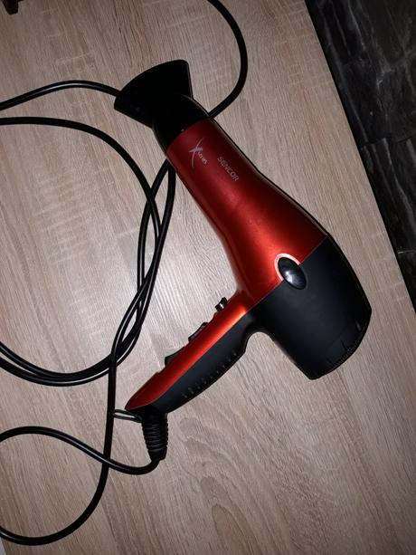 Fén na vlasy sencor, 