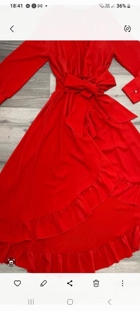 Šaty vzadu predlzene, 44