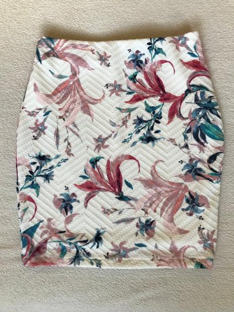 Dámska mini sukňa, amisu, "34", kvetinový vzor, amisu,34