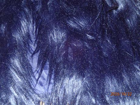 Modrá vestička, 128