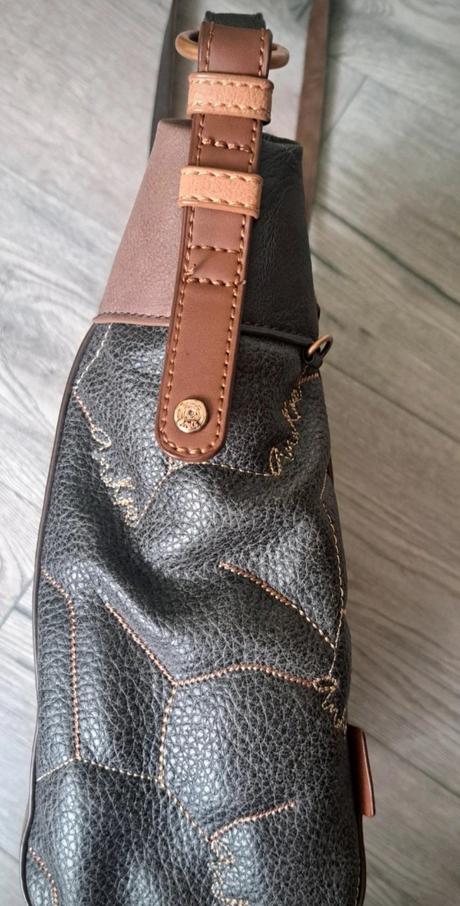 Crossbody anekke, anekke