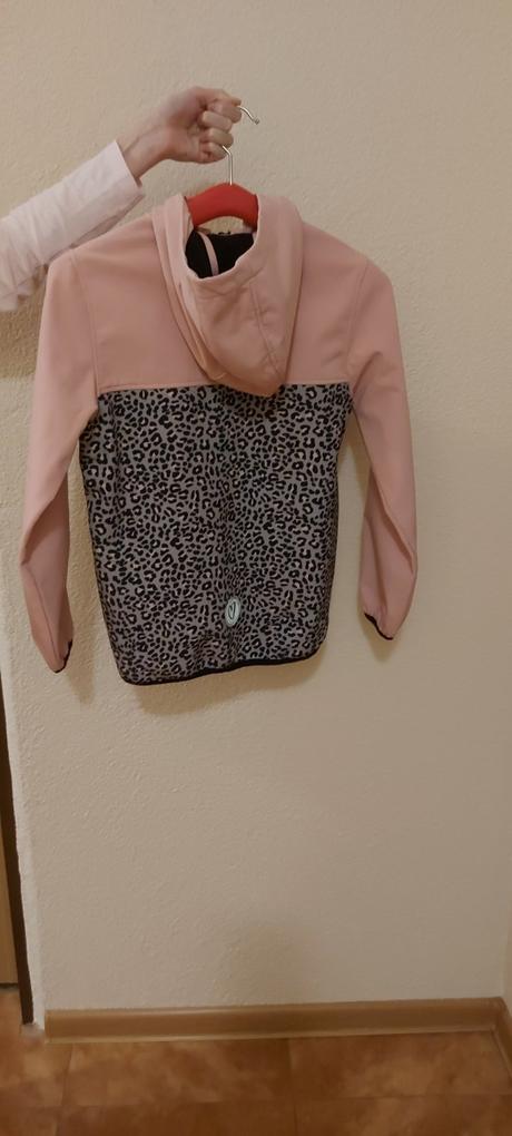 Prechodná bunda, 134