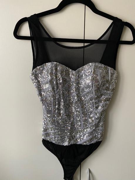 Strieborné body tielko, 