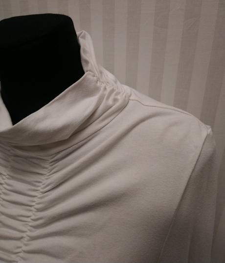 Dámsky biely elegantný elastický top, rolák bonita, xl