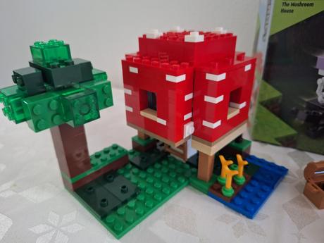Lego 21179 minecraft hubový domček, 
