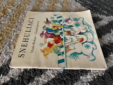 Snehuliaci-prvé vyd.1985,