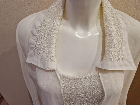 Spolocenske saty, 34