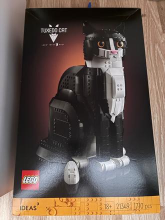 Lego ideas čiernobiela mačka,