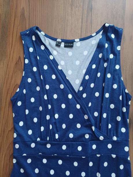 Bodkované šaty, bonprix,36