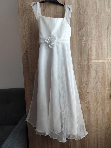 Šaty na 1.sväte prijimanie, 140