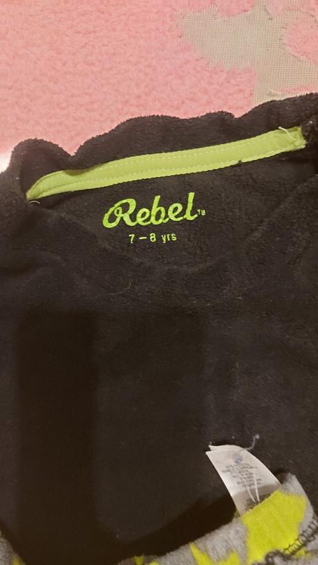 Predám chlapčenské domáce oblečenie veľ.128-134, rebel,128