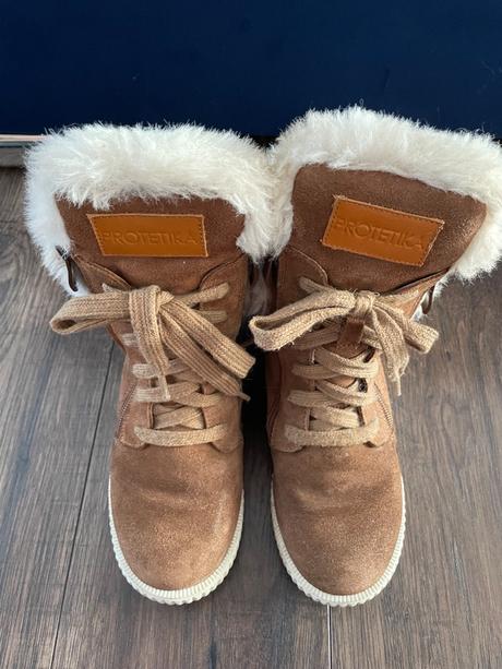 Teplucke, protetika,30