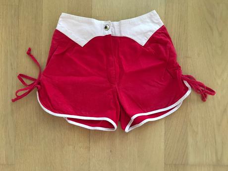 Bavlnené kraťasy, 104