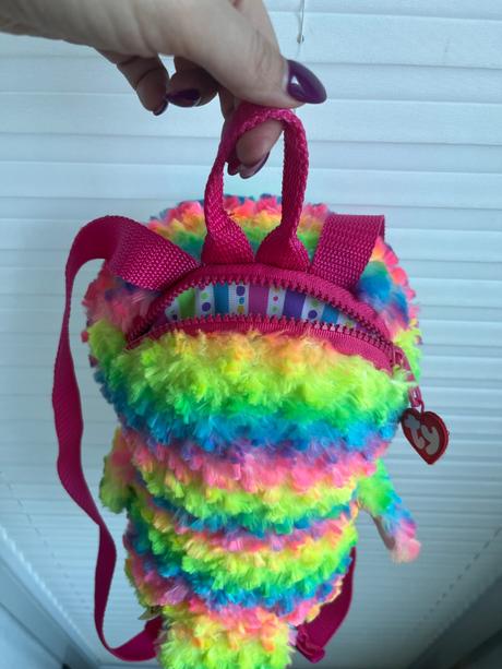 Dievčenský rupsak, ty