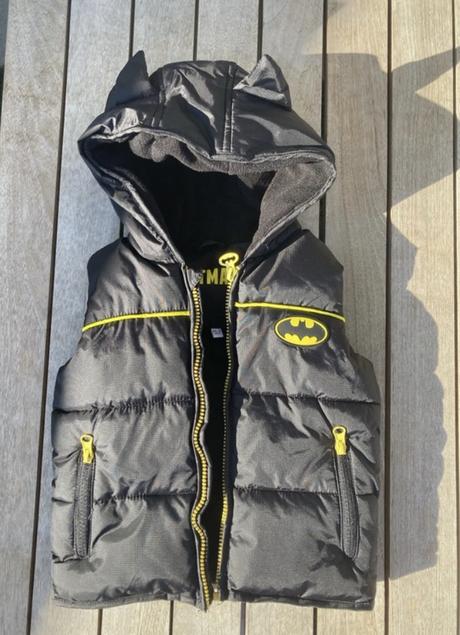 Čierna vesta batman, marks & spencer,92