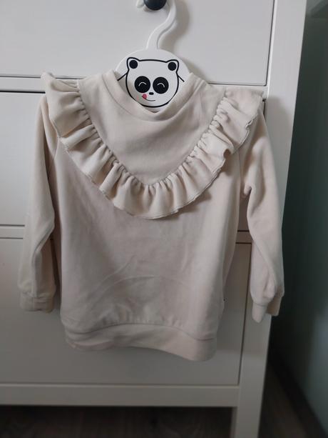 Velurova mikina, 104